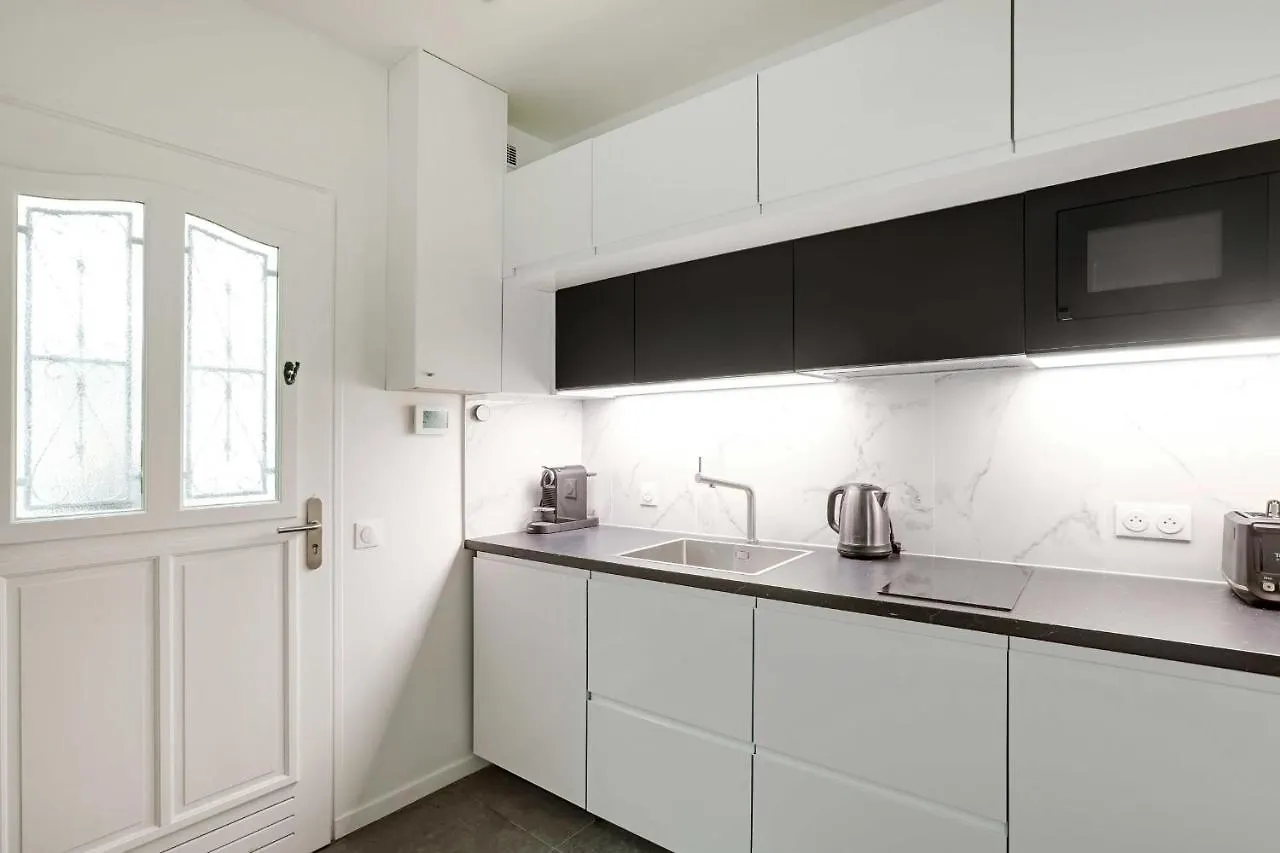 Cosy Studio Up To 2P - Republique Temple Apartment Paris